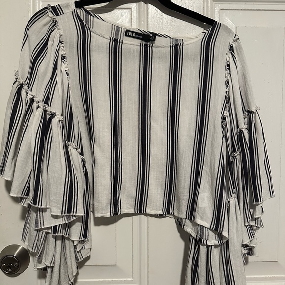 INA top - Picture 1 of 2